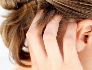 Signos e síntomas da psoríase no coiro cabeludo